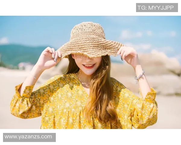 夏日清凉尽在其中：探索多样化游泳衣款式与穿搭秘籍