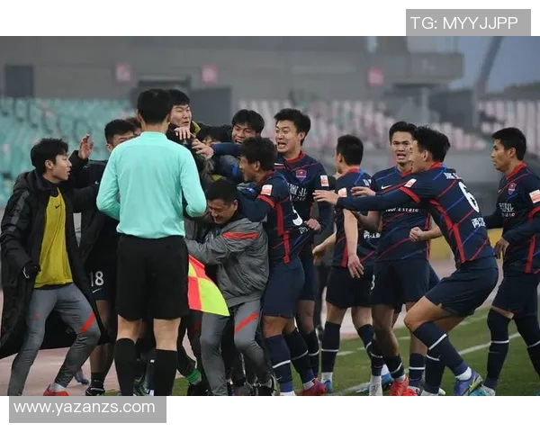 深入分析重庆足球队阵地战战术特点与执行策略